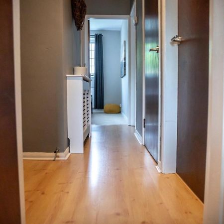 Guestready - Homely Leeds City Apartment Sleep 4 Meanwood Exteriör bild
