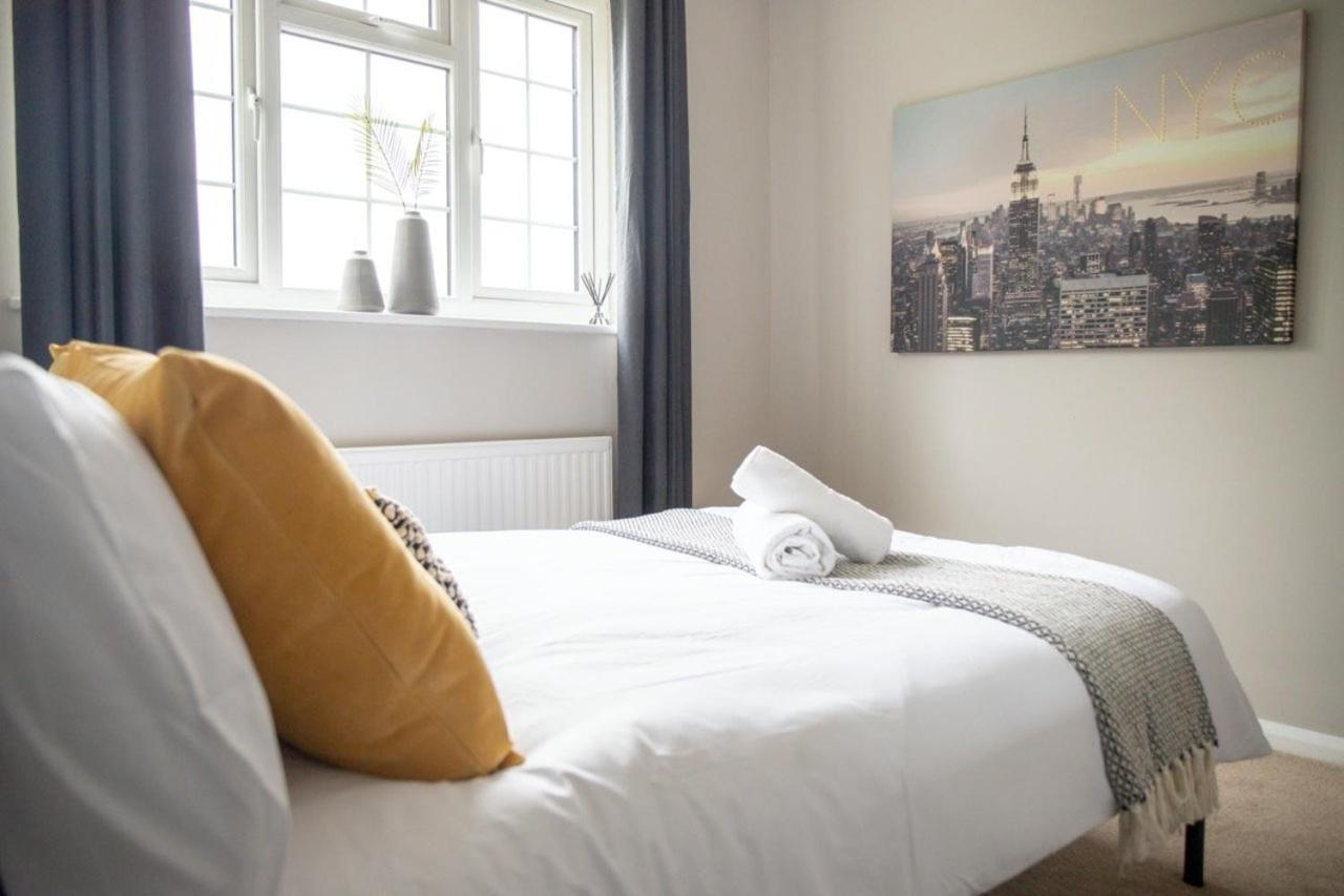 Guestready - Homely Leeds City Apartment Sleep 4 Meanwood Exteriör bild