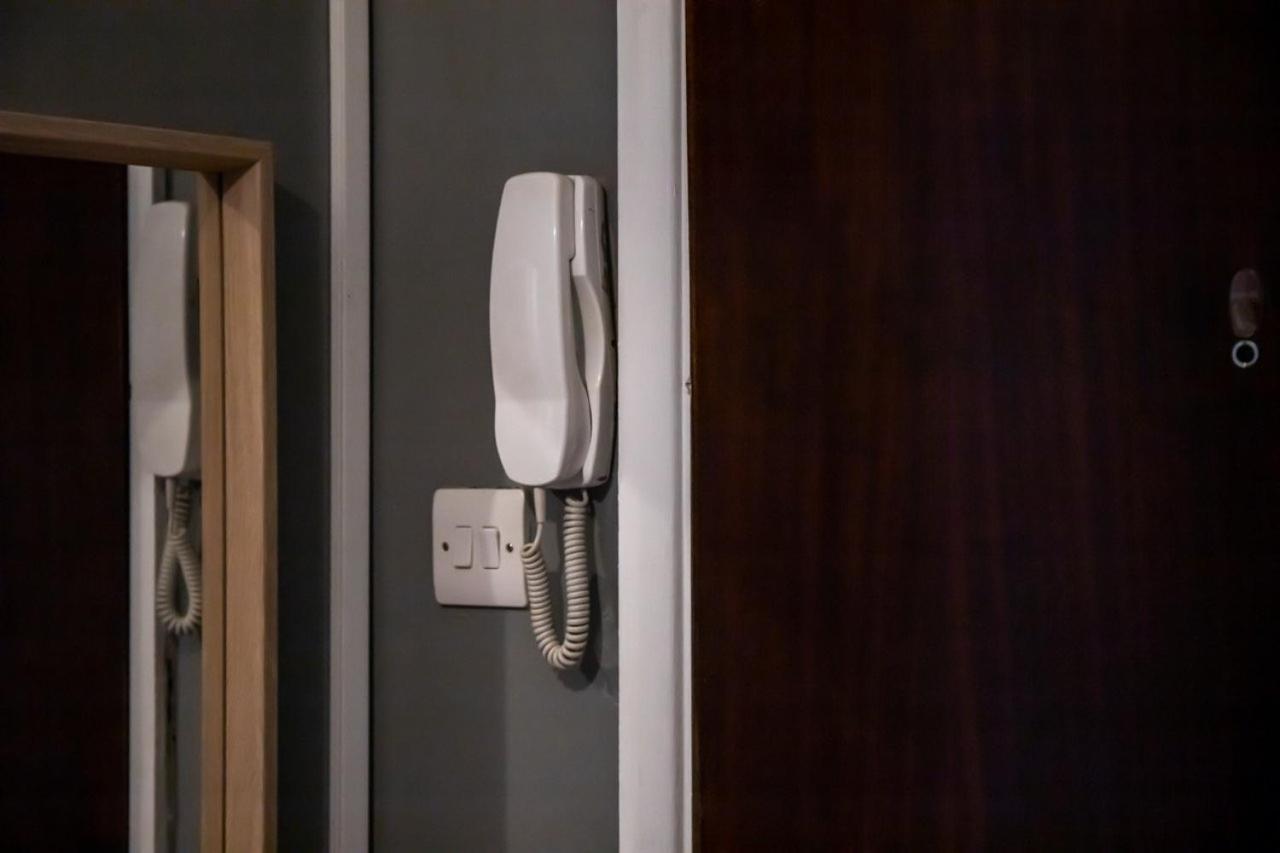 Guestready - Homely Leeds City Apartment Sleep 4 Meanwood Exteriör bild