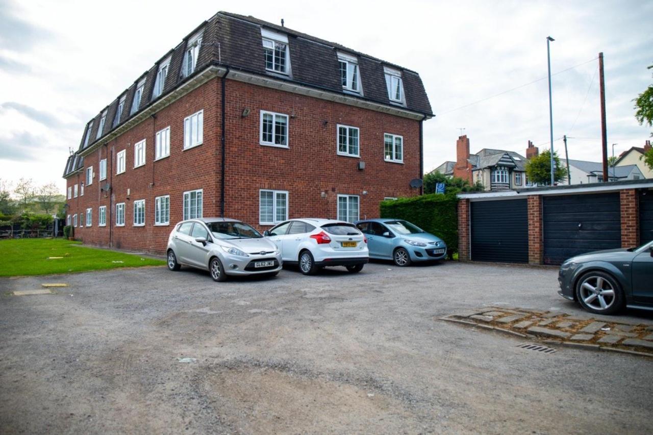 Guestready - Homely Leeds City Apartment Sleep 4 Meanwood Exteriör bild